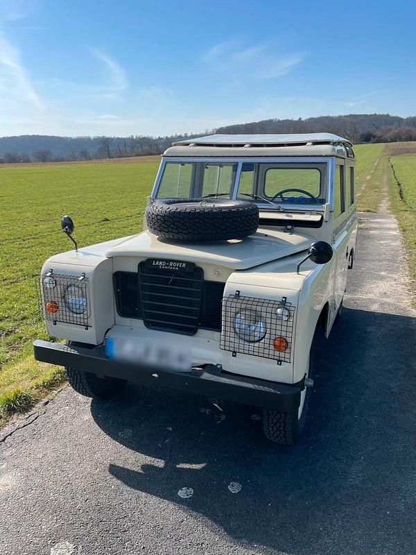 Gebraucht Land Rover 88 63 PS (46 kW) 1977 Beige SUV