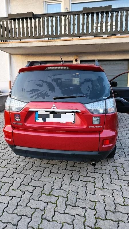Gebraucht Mitsubishi Outlander Invite 170 PS (125 kW) 2010 Rot SUV