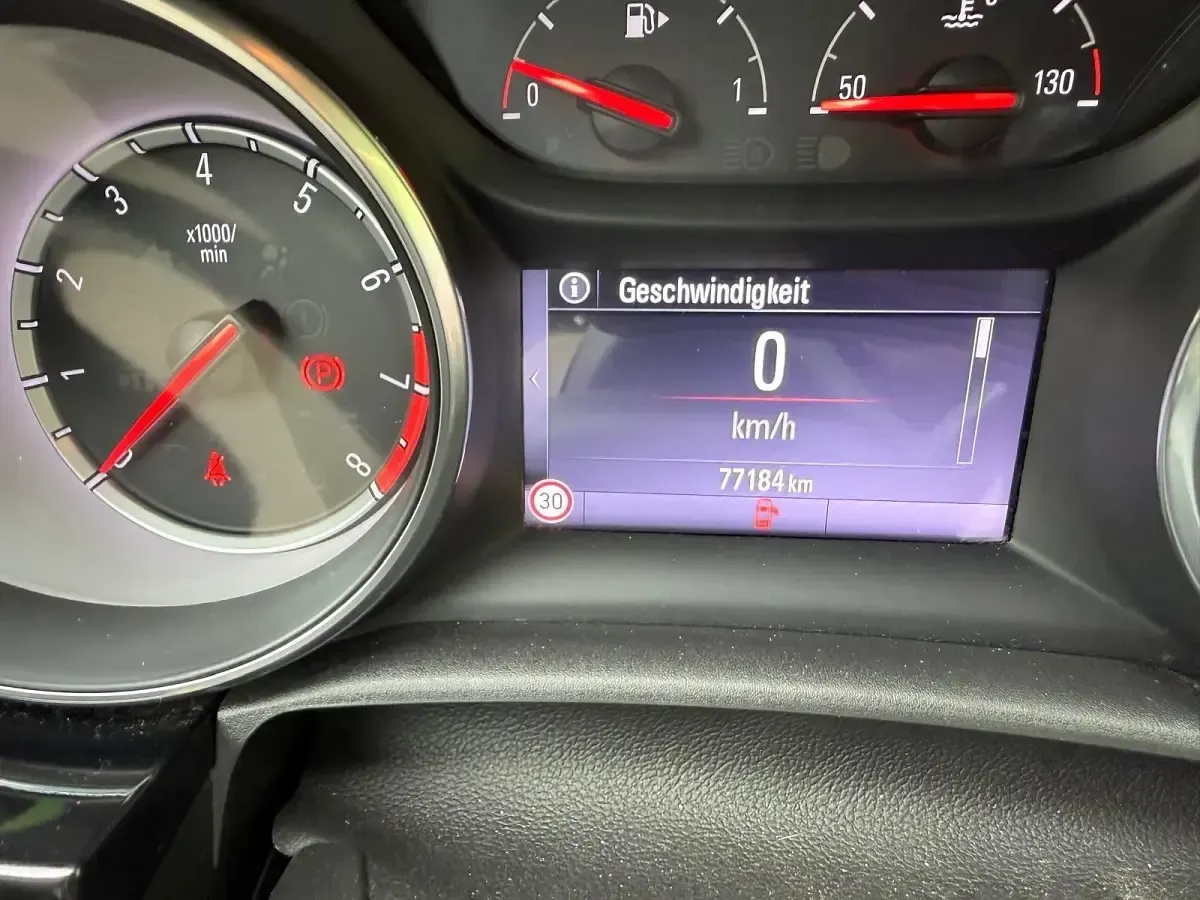 Gebraucht Opel Astra 150 PS (110 kW) 2015 Braun Limousine