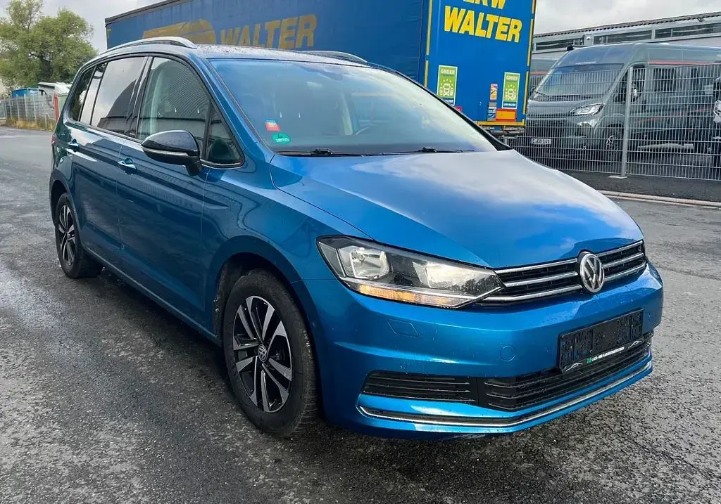Gebraucht VW Touran IQ Drive 116 PS (85 kW) 2020 Blau Van / Kleinbus