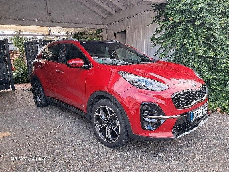Rot Gebraucht 2020 Kia Sportage GT-Line SUV | 22.999 € (Fairer Preis) - Bild 1/4