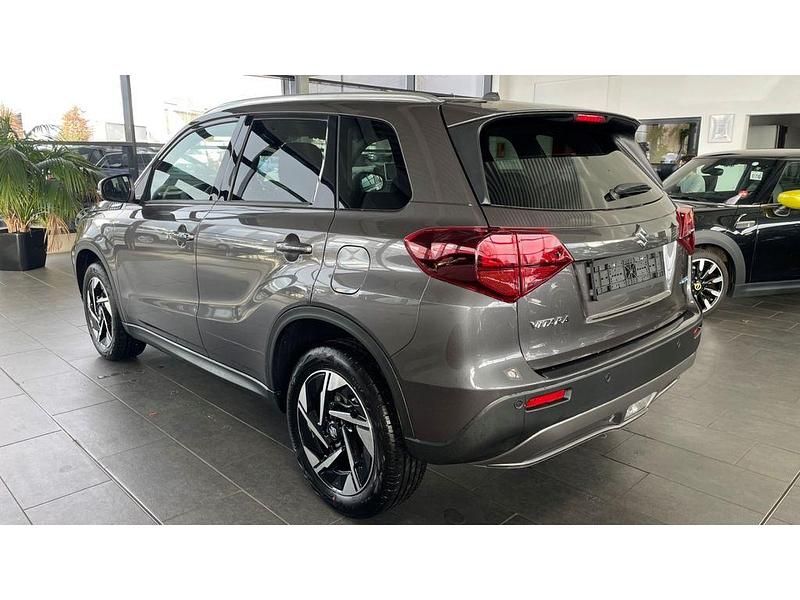 Gebraucht Suzuki Vitara Comfort+ 110 PS (80 kW) 2025 Grau SUV