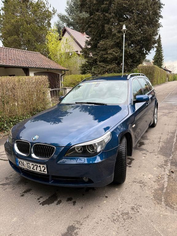 Second-hand BMW 525 218 CP (160 kW) 2007 Albastru Break