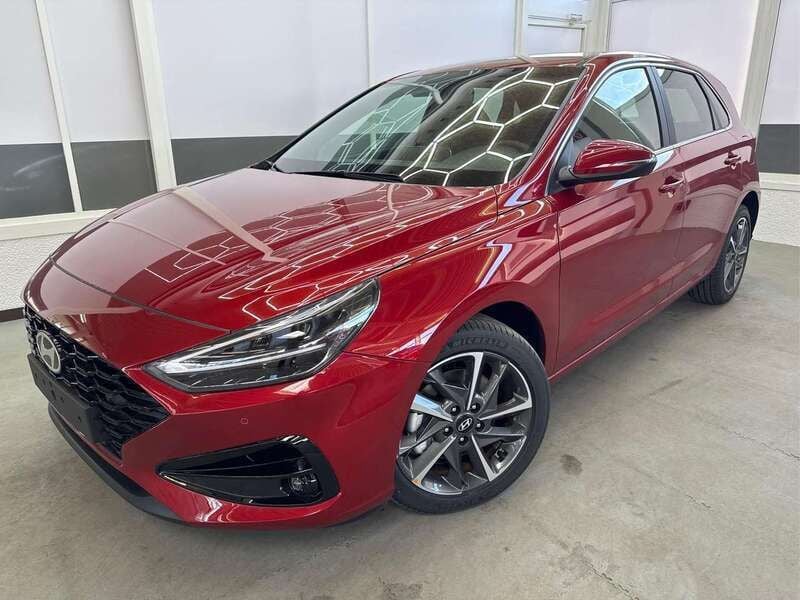 Ultimater red r1p Neu 2025 Hyundai i30 Premium Limousine | 23.850 € (Guter Preis) - Bild 1/4