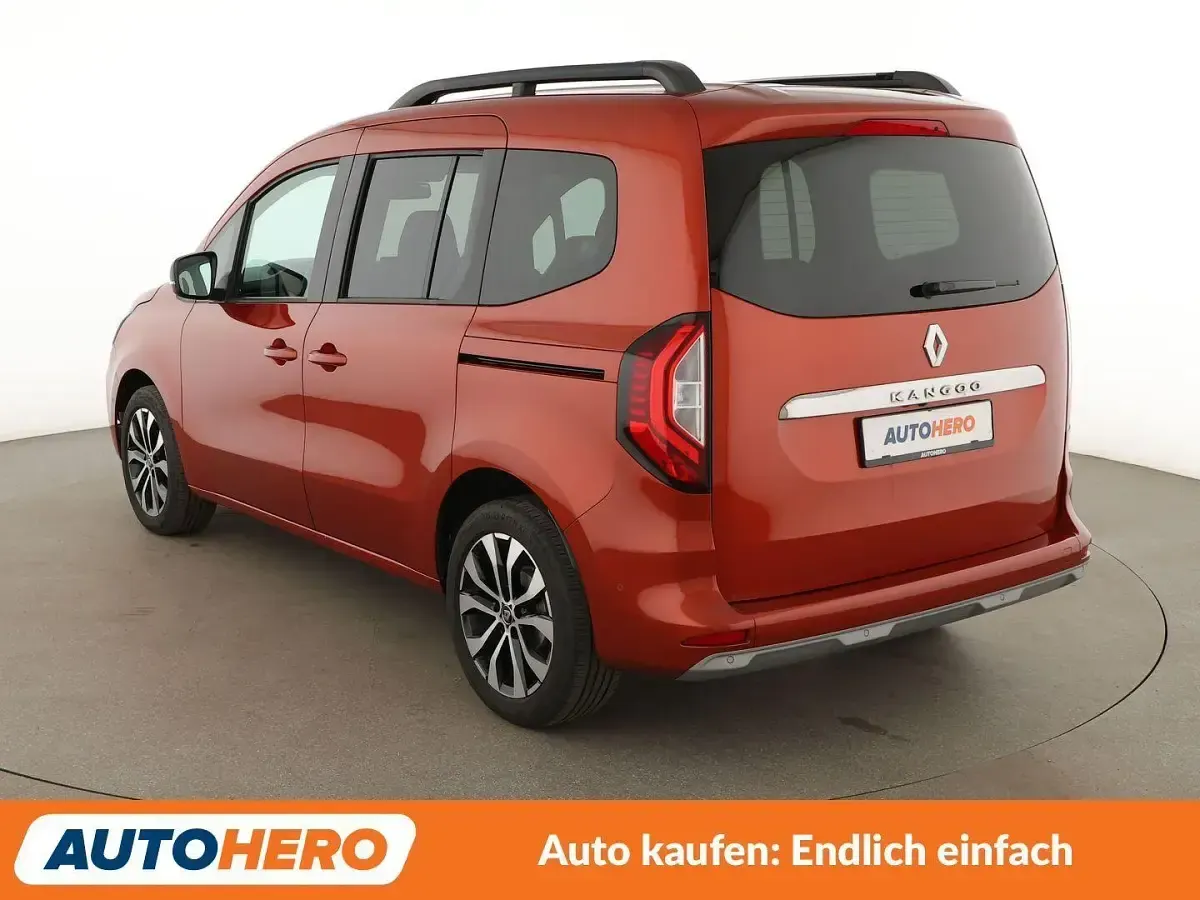 Gebraucht Renault Kangoo Techno 131 PS (96 kW) 2023 Braun Van / Kleinbus