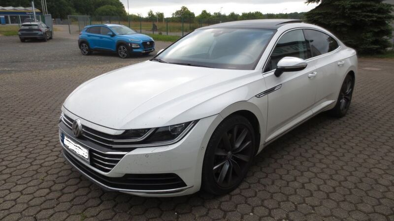 Weiß Gebraucht 2018 VW Arteon Elegance Limousine | 26.990 € (Guter Preis) - Bild 1/4