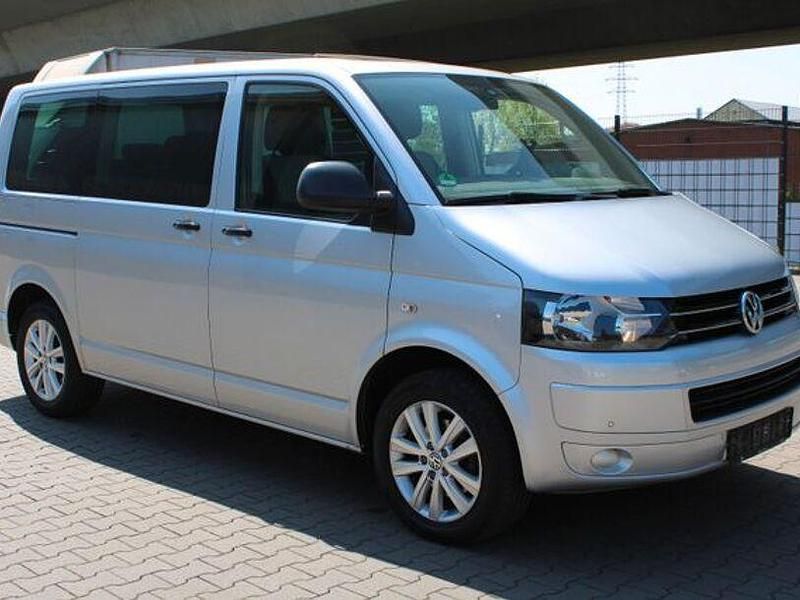 Second-hand VW Multivan 140 CP (102 kW) 2015 Andere Monovolum