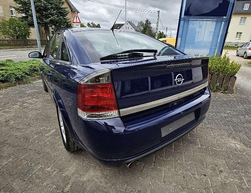 Gebraucht Opel Vectra GTS 122 PS (89 kW) 2003 Royalblau h: u2/f:atlantikblau Limousine