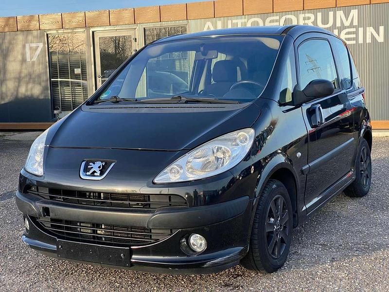 Gebraucht Peugeot 1007 Premium 73 PS (53 kW) 2007 Schwarz Van / Kleinbus