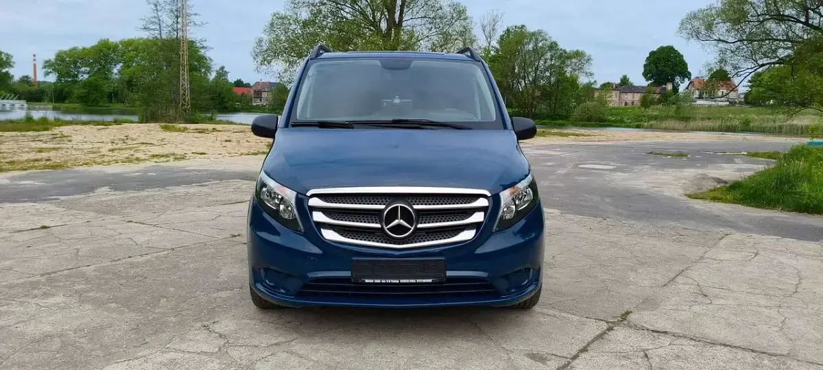 Używany Mercedes Vito 163 KM (119 kW) 2016 Niebieski Van