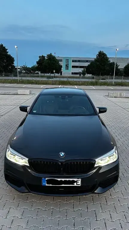 Gebraucht BMW 530e iPerformance 252 PS (185 kW) 2019 Grau Limousine
