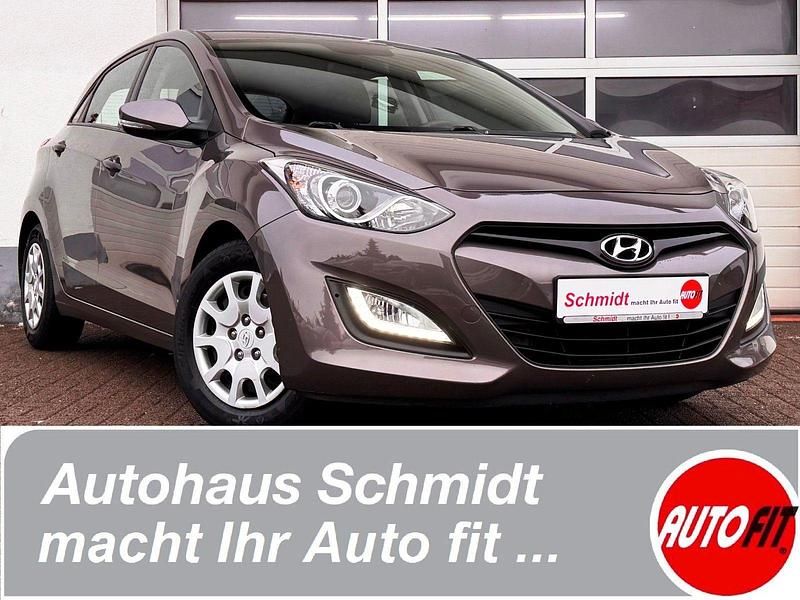 Gebraucht Hyundai i30 99 PS (72 kW) 2013 Braun Limousine