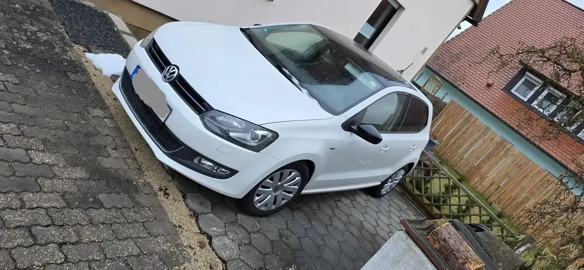 Gebraucht VW Polo Match 105 PS (77 kW) 2012 Weiß Kleinwagen