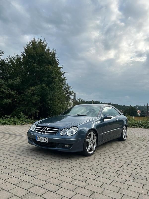 Gebraucht 2007 Mercedes CLK320 Avantgarde Coupé | 6.399 € (Fairer Preis) - Bild 1/4