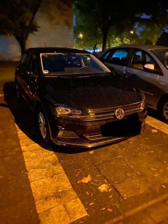 Schwarz Gebraucht 2019 VW Polo Comfortline Kleinwagen | 12.000 € (Superpreis) - Bild 1/4