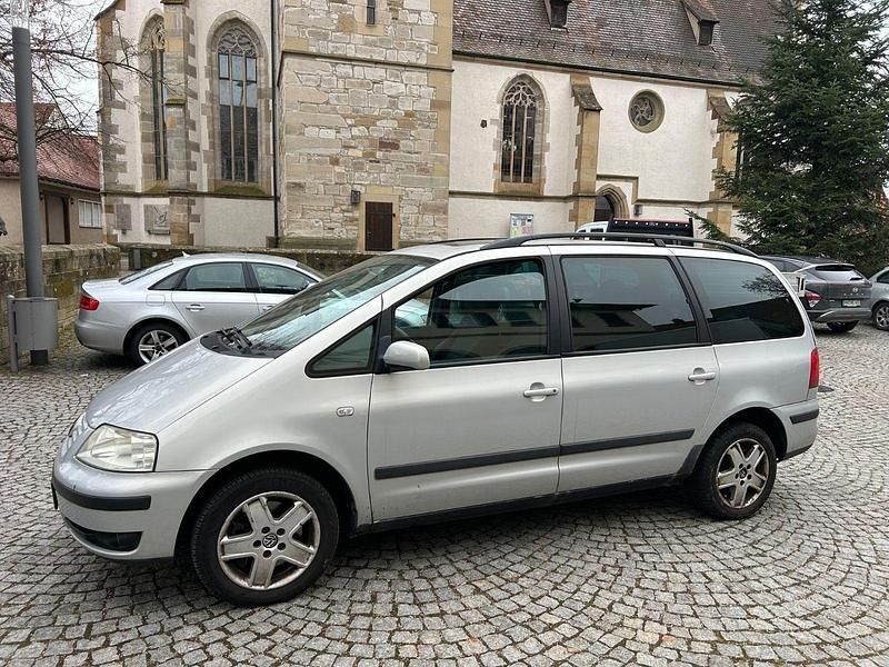 Gebraucht VW Sharan Trendline 150 PS (110 kW) 2003 Silber Van / Kleinbus