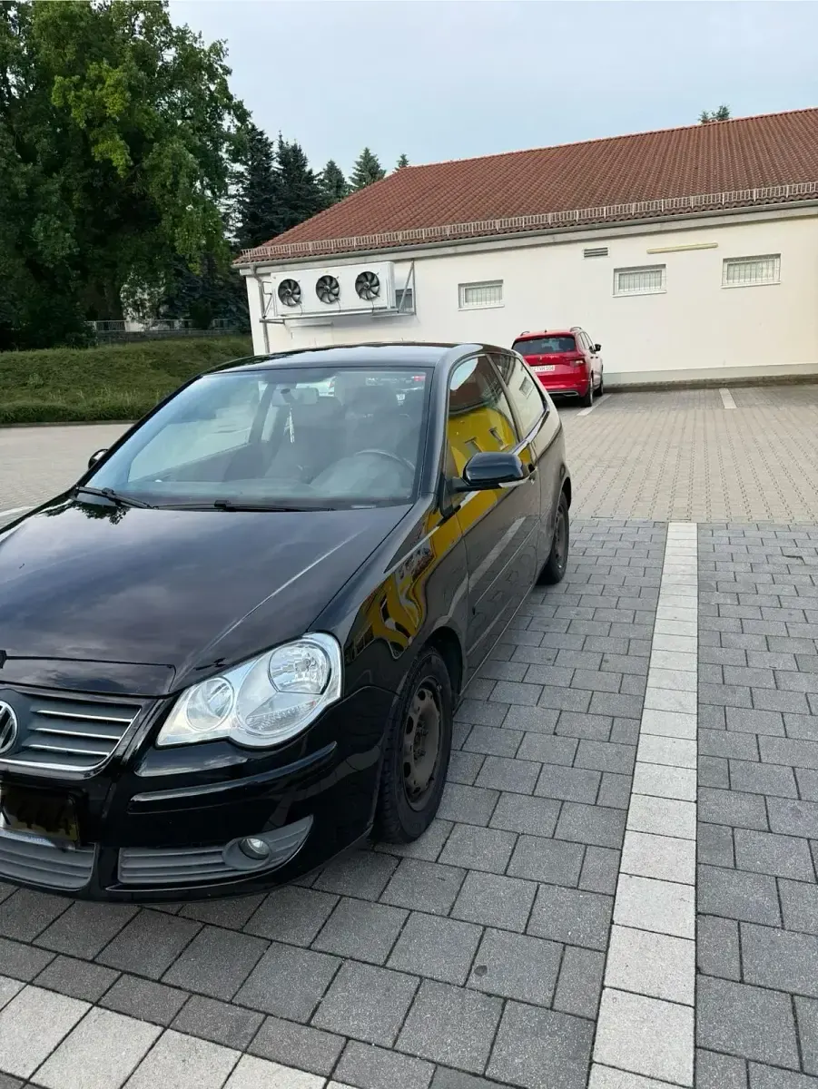 Gebraucht VW Polo 64 PS (47 kW) 2006 Schwarz Kleinwagen