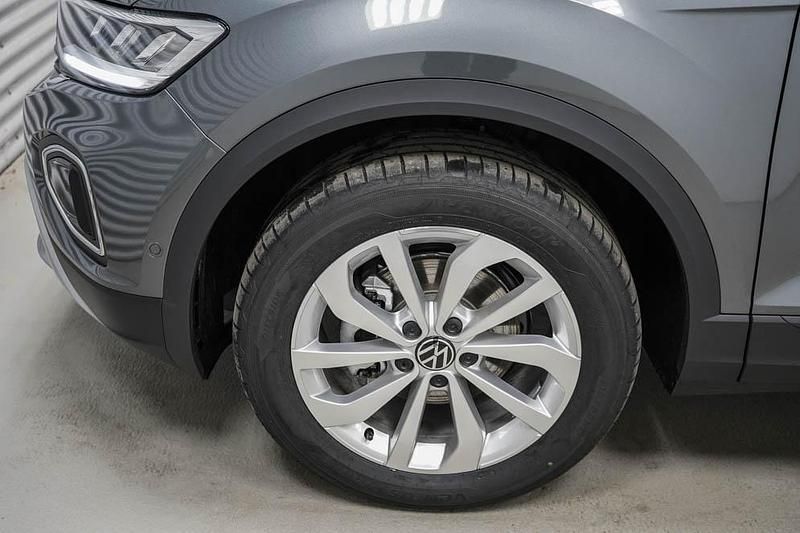 Neu VW T-Roc Life 2026 Indiumgrau metallic (x3) SUV