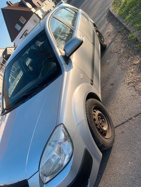 Gebraucht Kia Rio 97 PS (71 kW) 2006 Silber Limousine