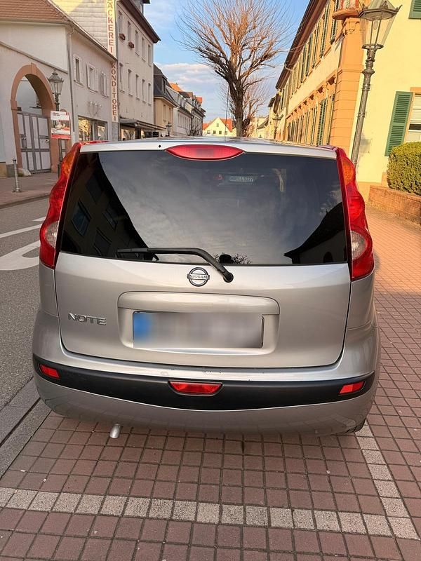 Gebraucht Nissan Note 110 PS (80 kW) 2006 Silber Kleinwagen