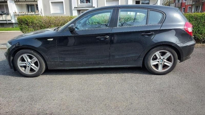 Gebraucht BMW 120 150 PS (110 kW) 2005 Schwarz Kleinwagen