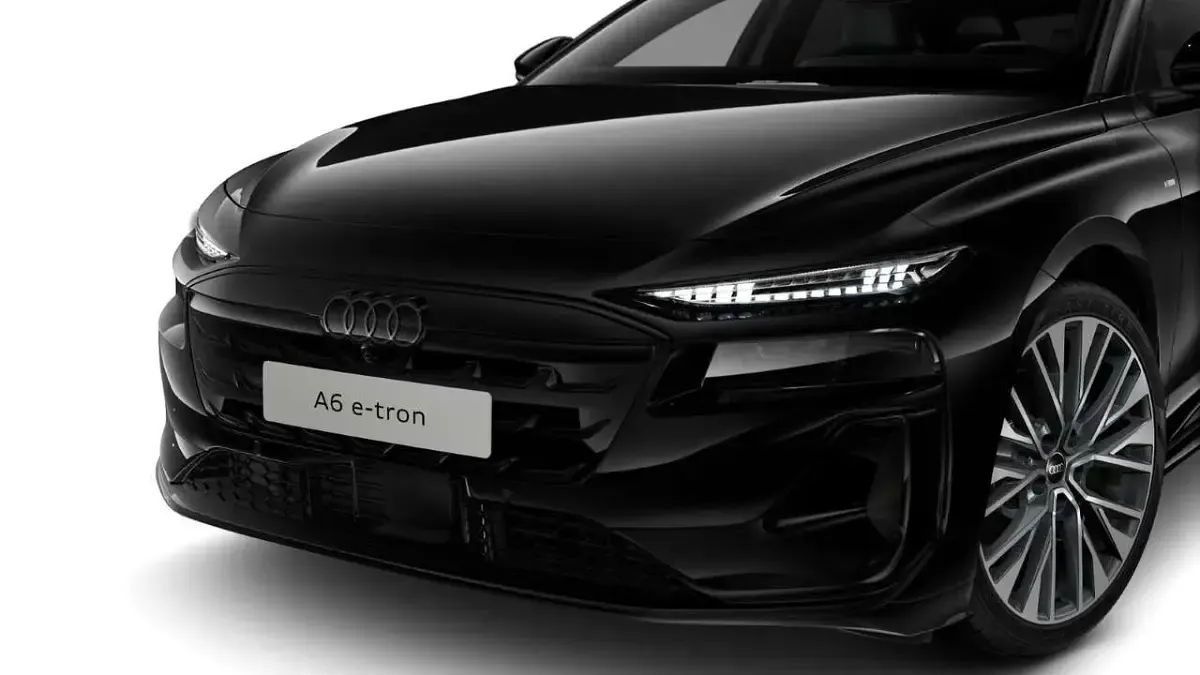 Neu Audi e-tron Business 269 kW (367 PS) 2026 Schwarz SUV