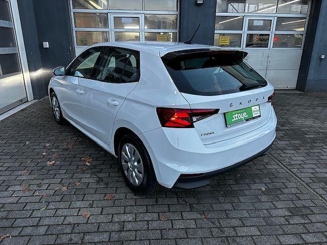 Gebraucht Skoda Fabia Ambition 95 PS (69 kW) 2022 Weiß Limousine