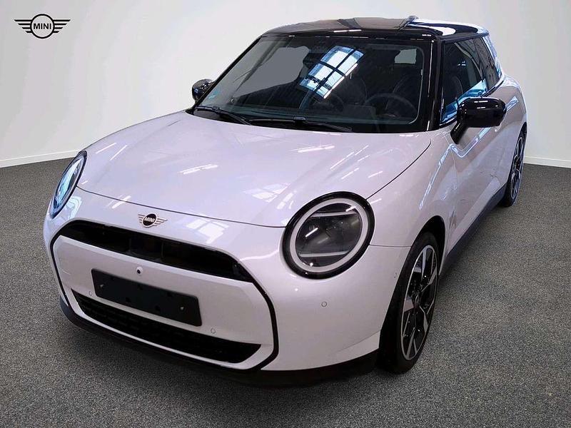 Gebraucht Mini Cooper Classic 135 kW (184 PS) 2024 Weiß Kleinwagen