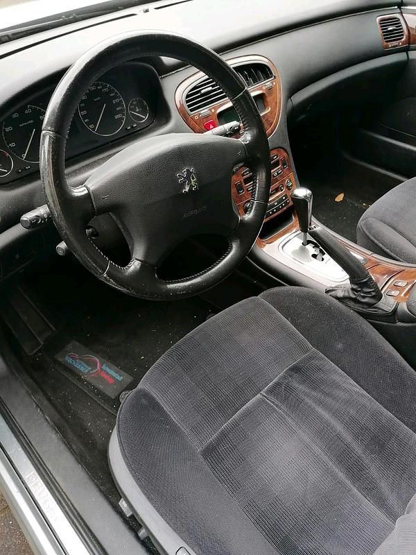 Gebraucht Peugeot 607 154 PS (113 kW) 2003 Silber Limousine