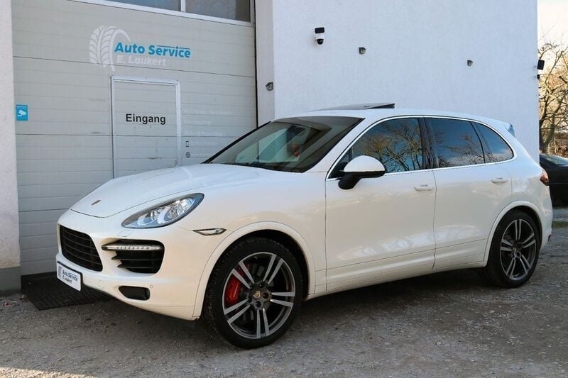 Sandweiss Gebraucht 2011 Porsche Cayenne Turbo SUV | 28.944 € (Superpreis) - Bild 1/4