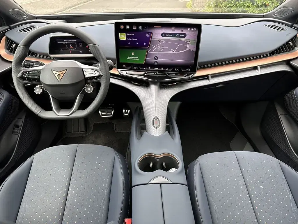Neu Cupra Tavascan VZ 250 kW (340 PS) 2026 Blau SUV