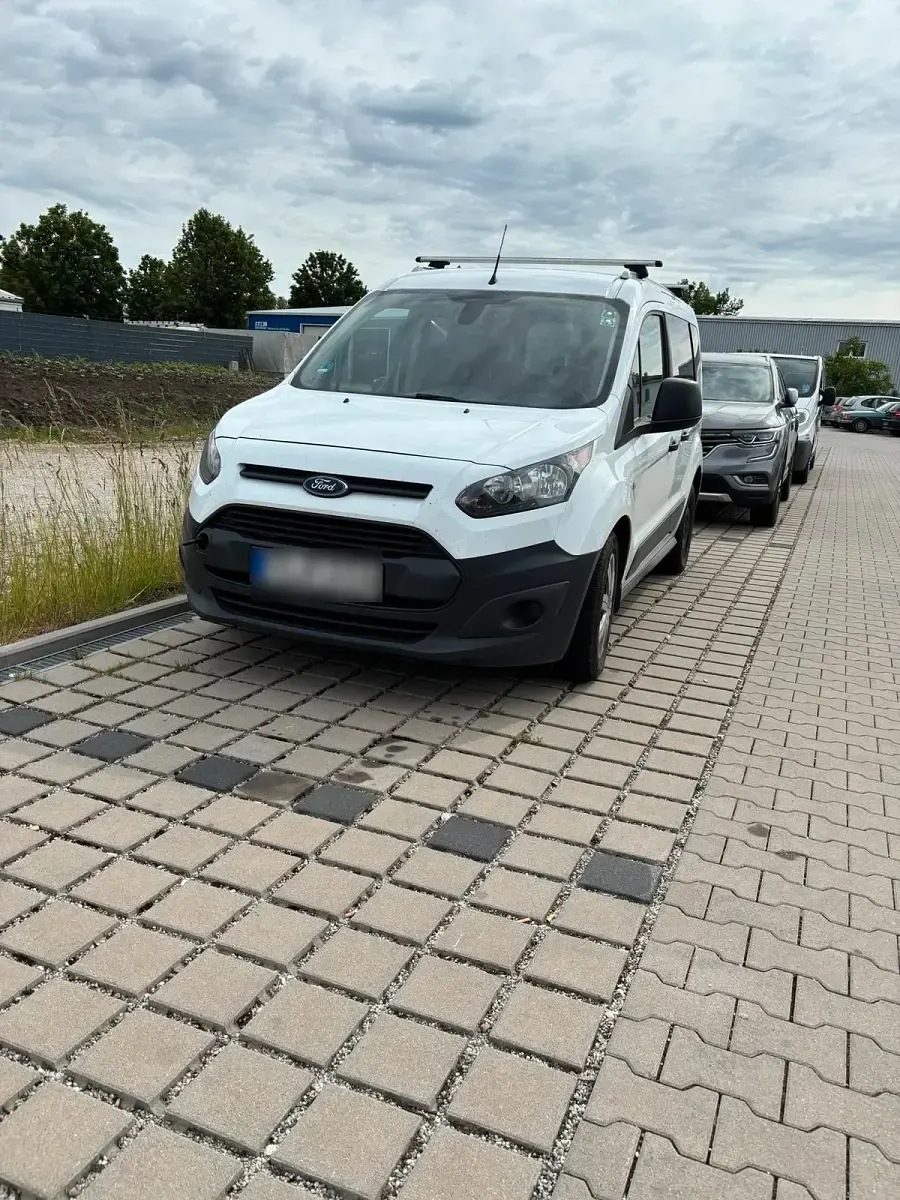Gebraucht Ford Transit Connect 105 PS (77 kW) 2017 Weiß Van / Kleinbus