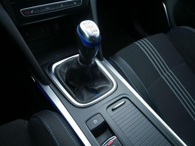 Gebraucht Renault Mégane GrandTour GT-Line 140 PS (102 kW) 2019 Blau Kombi