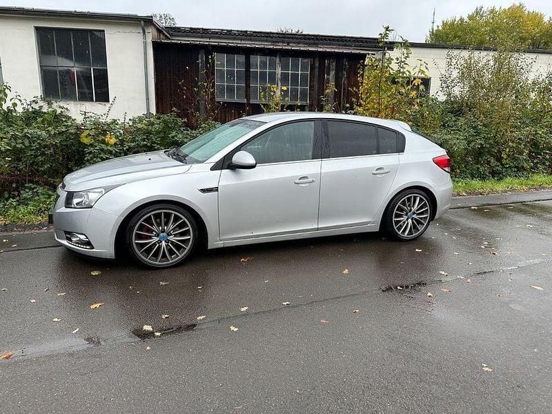 Gebraucht Chevrolet Cruze LTZ 163 PS (119 kW) 2013 Grau Limousine
