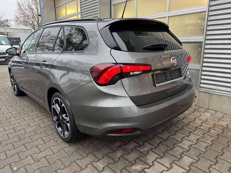 Gebraucht Fiat Tipo S 120 PS (88 kW) 2020 Dunkelgrau Kombi