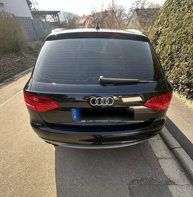 Gebraucht Audi A4 160 PS (117 kW) 2010 Schwarz Kombi
