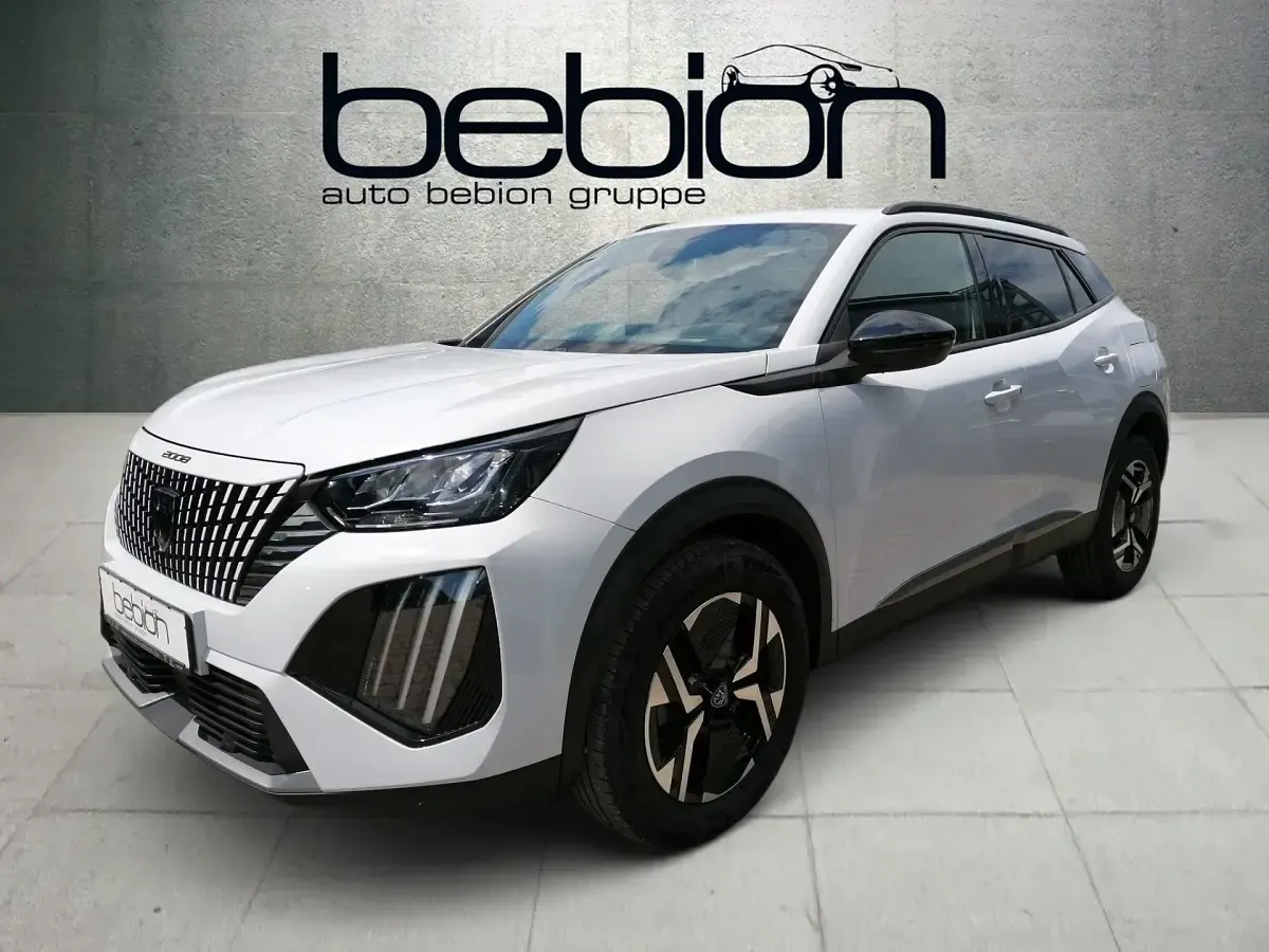 Gebraucht Peugeot 2008 Allure 131 PS (96 kW) 2024 Okenit weiß SUV
