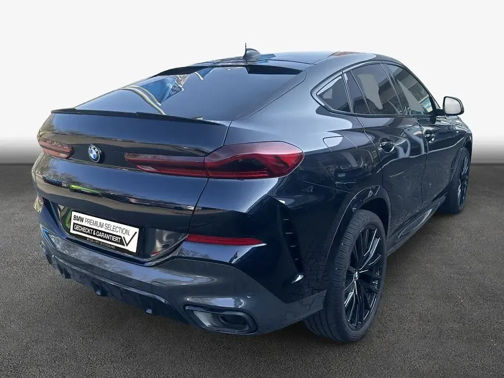 Gebraucht BMW X6 Sport Line 286 PS (210 kW) 2023 Carbonschwarz metallic SUV