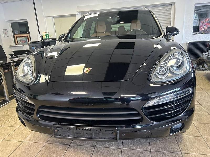 Gebraucht Porsche Cayenne 245 PS (180 kW) 2011 Schwarz SUV