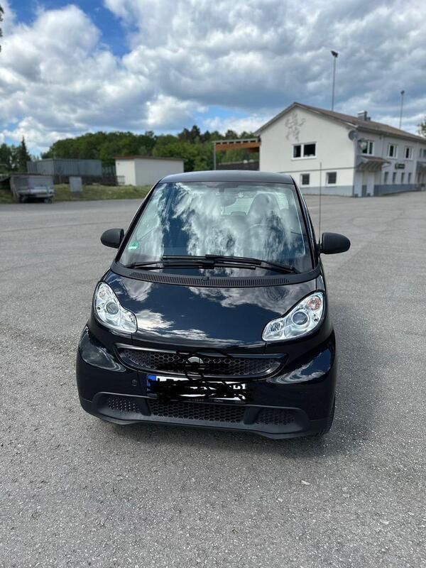 Schwarz Gebraucht 2014 Smart ForTwo Coupé Pure Coupé | 5.699 € (Fairer Preis) - Bild 1/4