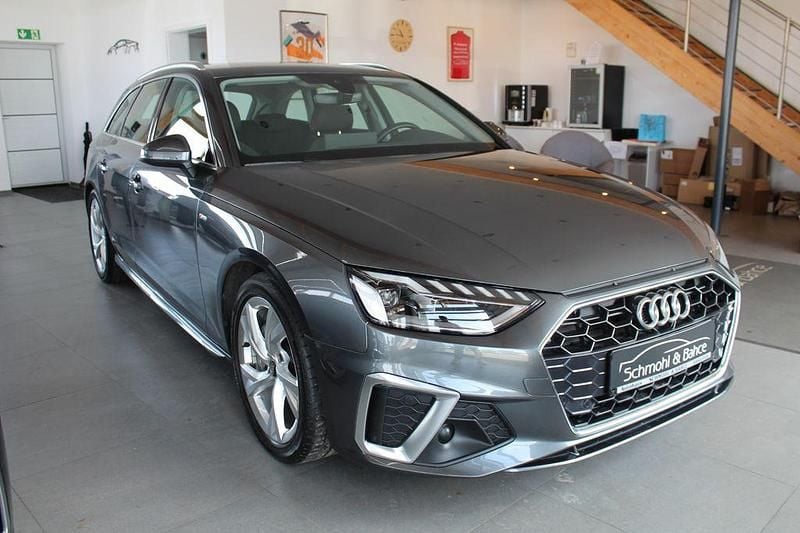 Gebraucht Audi A4 S-Line 204 PS (150 kW) 2022 Grau Kombi