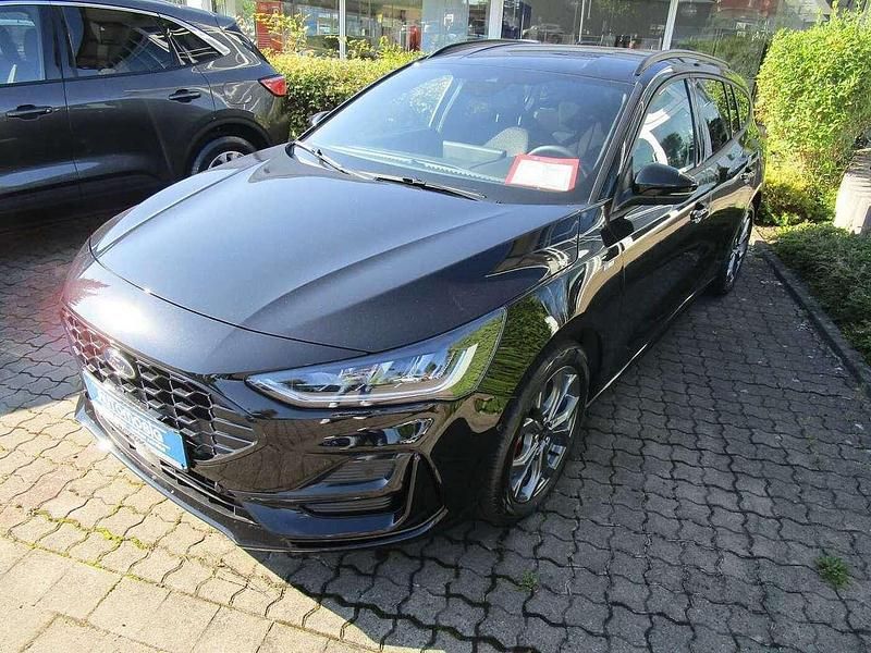 Gebraucht Ford Focus ST-Line 125 PS (91 kW) 2023 Agate bback (metallic) Kombi