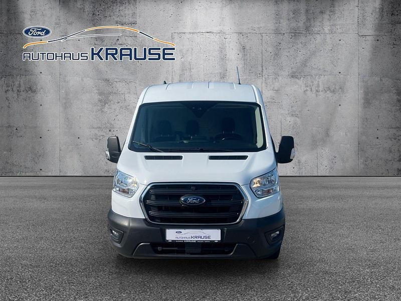 Gebraucht Ford Transit Trend 131 PS (96 kW) 2022 Frostweiß Van