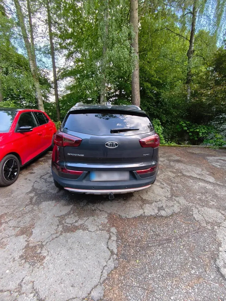 Gebraucht Kia Sportage 163 PS (119 kW) 2010 Grau SUV