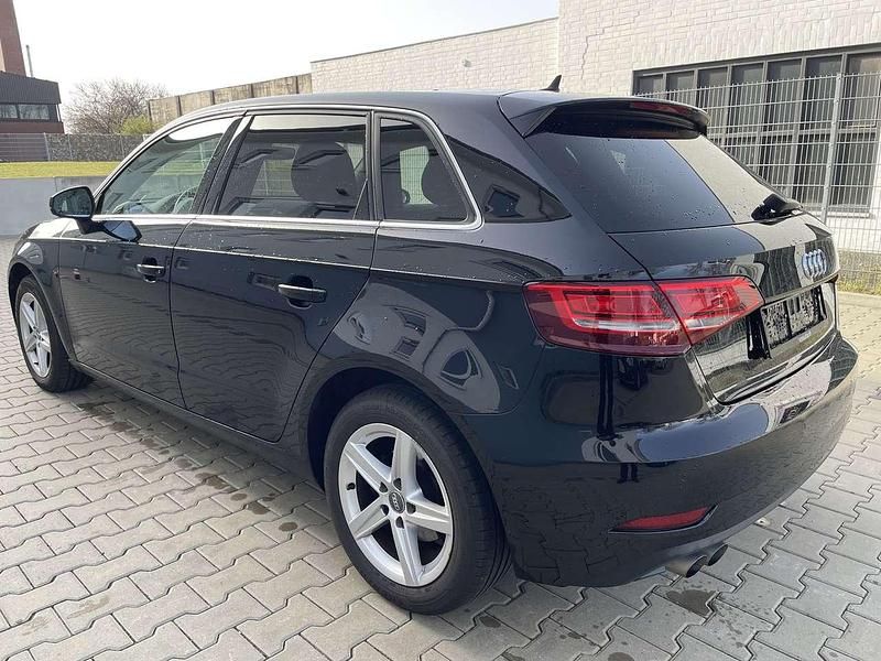 Gebraucht Audi A3 Sport 150 PS (110 kW) 2017 Schwarz Limousine