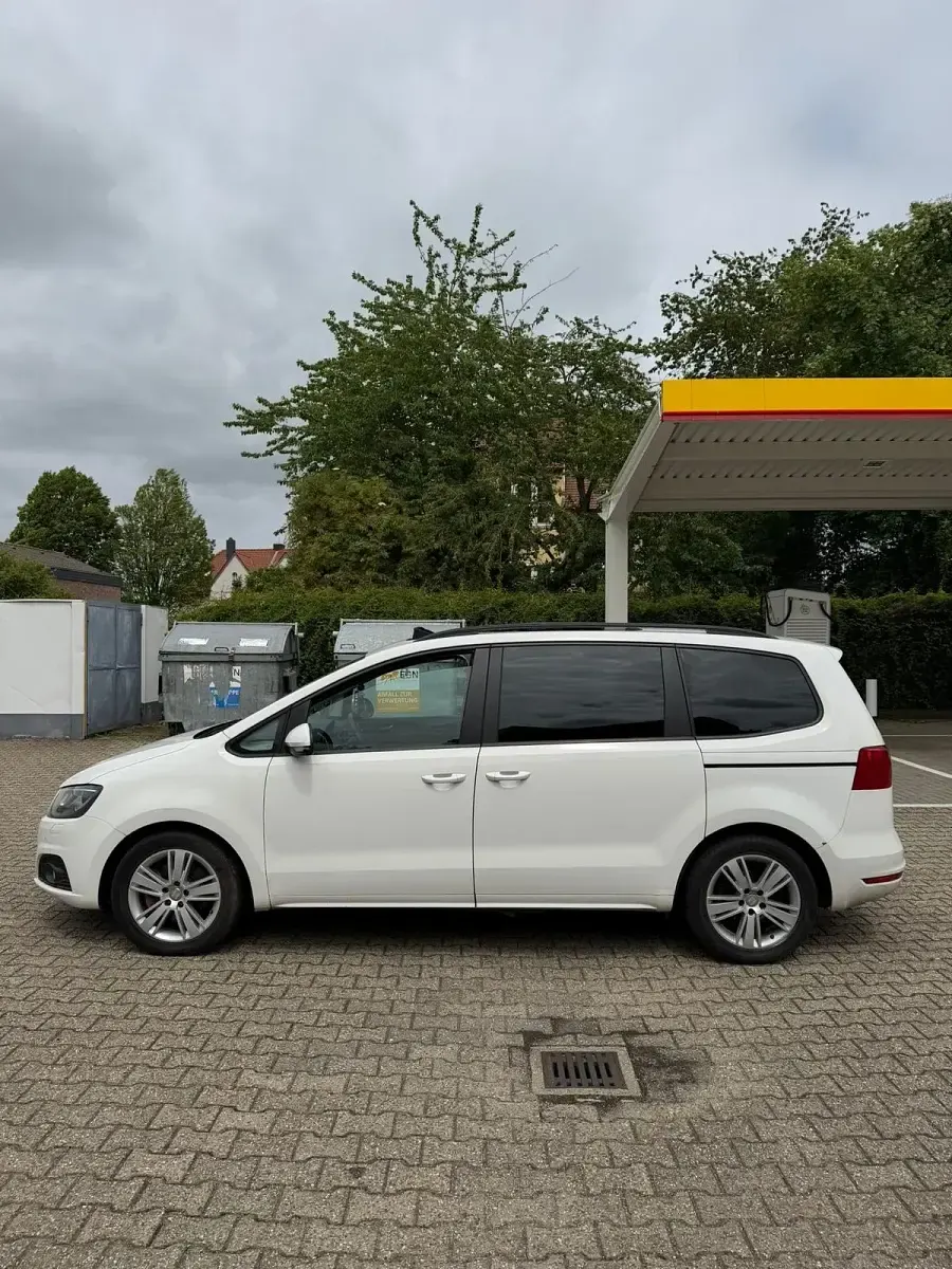 Gebraucht Seat Alhambra Style 140 PS (102 kW) 2011 Weiß Van / Kleinbus