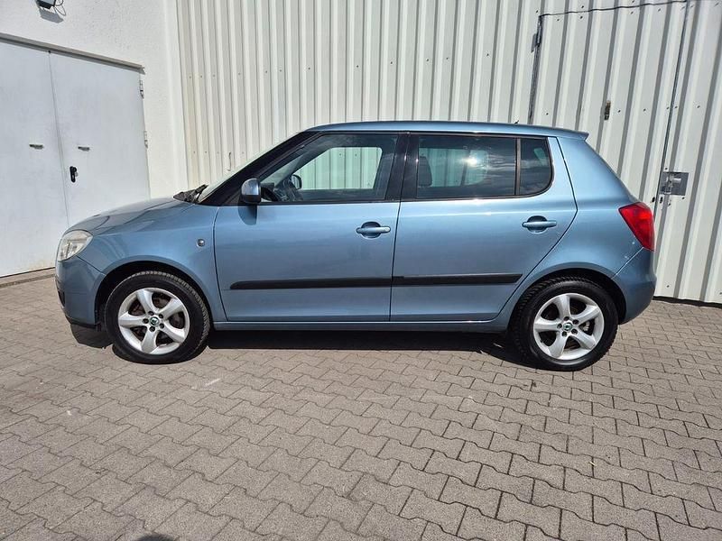 Gebraucht Skoda Fabia Ambiente 86 PS (63 kW) 2007 Grau Limousine