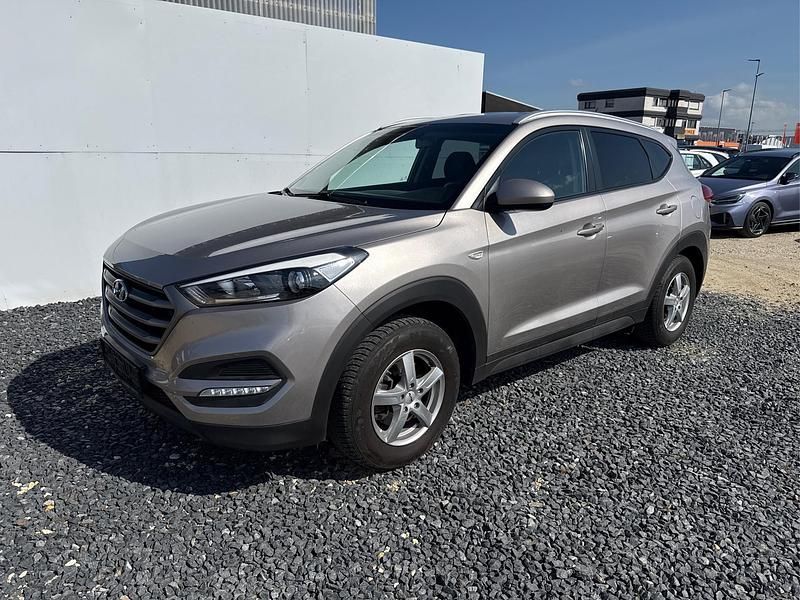 Gebraucht Hyundai Tucson Advantage 177 PS (130 kW) 2017 Weiss SUV