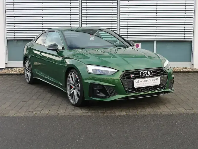 Gebraucht Audi S5 Ambiente 341 PS (250 kW) 2023 Sonomagrün metallic Coupé