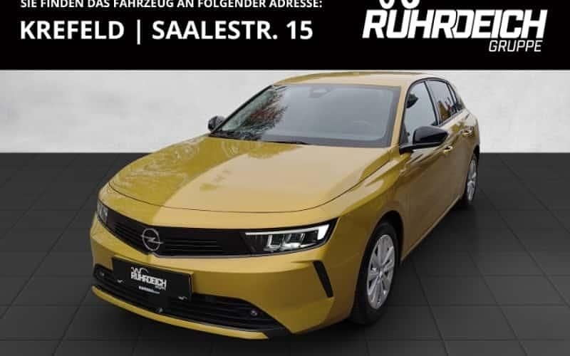 Gelb Gebraucht 2024 Opel Astra Enjoy Limousine | 19.490 € (Superpreis) - Bild 1/4